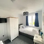Feriehus Arthurs Retreat - Part Of The The Bay Village With Pool, Gym And Direct Access, Pub, Restaurant, Tennis And Meadows Walks