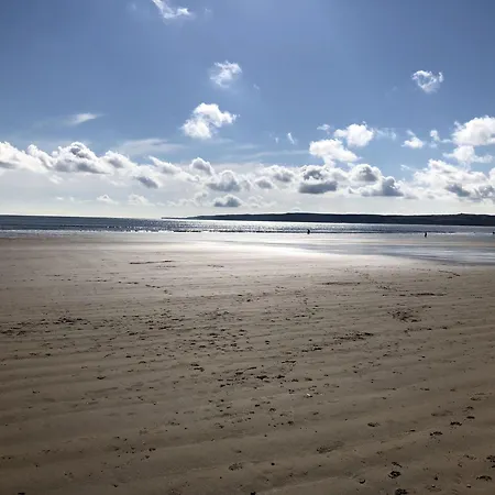 Arthurs Retreat - Part Of The The Bay Village With Pool, Gym And Direct Access, Pub, Restaurant, Tennis And Meadows Walks Feriehus Filey