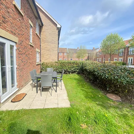 Feriehus Arthurs Retreat - Part Of The The Bay Village With Pool, Gym And Direct Access, Pub, Restaurant, Tennis And Meadows Walks *